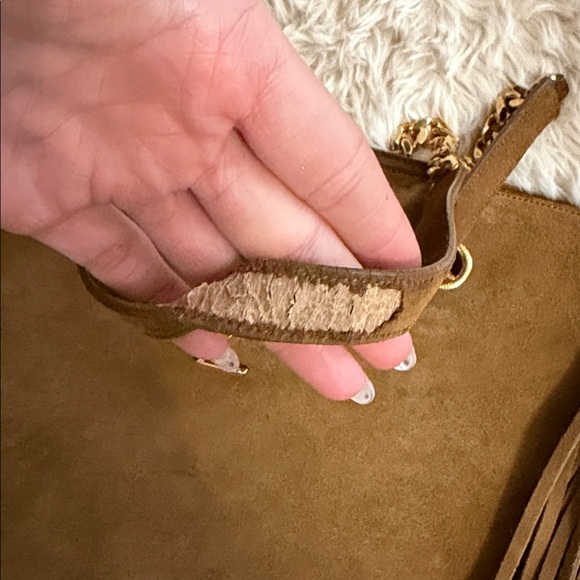 Yves Saint Laurent Tan Suede Fringe Shoulder Bag - Picture 8 of 10